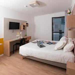 Hotel apartamentowy Privilodges
