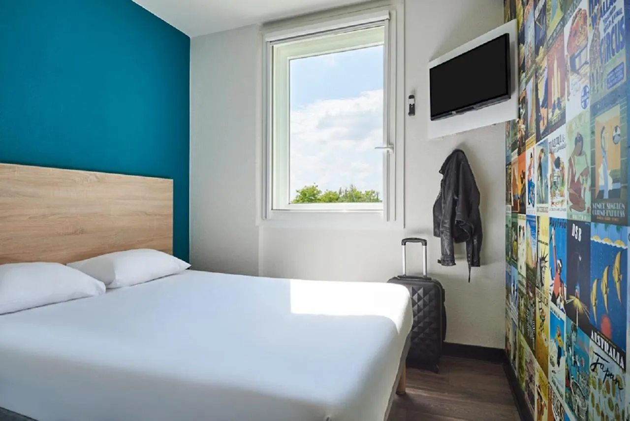 Hotelf1 Frejus Roquebrune Sur Argens Hotel Roquebrune-sur Argens