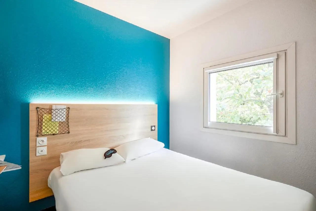 Hotelf1 Frejus Roquebrune Sur Argens Hotel Roquebrune-sur Argens